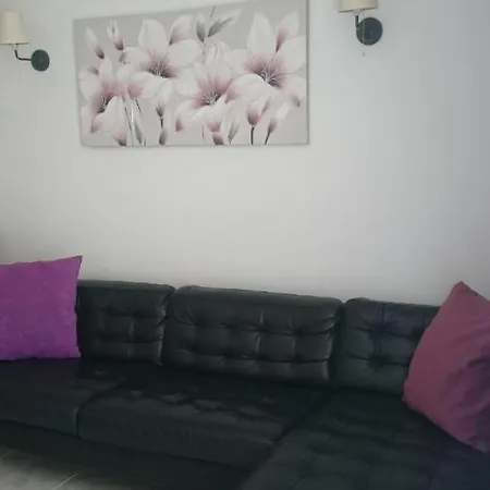 Paz Y Bien Y Playa Apartment